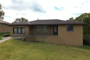 163 N 15th St, Weirton, WV 26062 - Photo 11