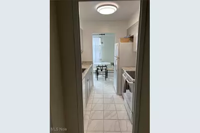 11850 Edgewater Drive #722, Oakwood, OH 44107 - Photo 9