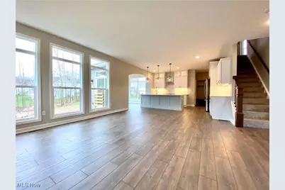 2335 Ledgestone Drive NW, Uniontown, OH 44685 - Photo 9