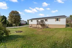 19 Suzanne St, Little Hocking, OH 45742 - Photo 3