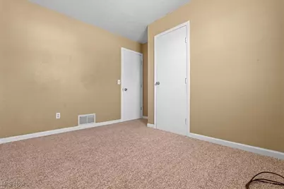 19 Suzanne Street, Little Hocking, OH 45742 - Photo 13