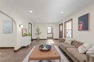 308 Superior St, Louisville, OH 44641 - Photo 11