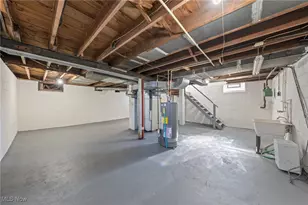 308 Superior St, Louisville, OH 44641 - Photo 39