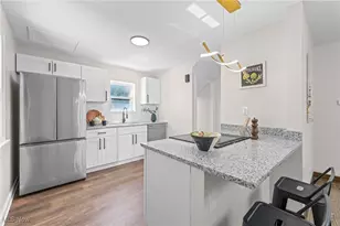 308 Superior St, Louisville, OH 44641 - Photo 17