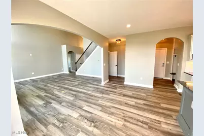 2273 Ledgestone Drive NW, Uniontown, OH 44685 - Photo 13