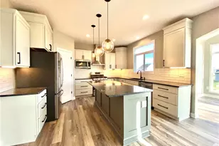 2273 Ledgestone Dr NW, Uniontown, OH 44685 - Photo 3