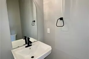 2273 Ledgestone Dr NW, Uniontown, OH 44685 - Photo 9