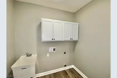 2273 Ledgestone Drive NW, Uniontown, OH 44685 - Photo 7