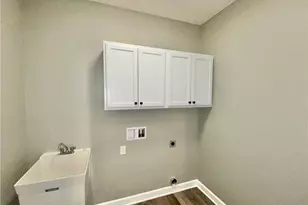 2273 Ledgestone Dr NW, Uniontown, OH 44685 - Photo 7