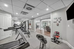 10360 Sawmill Dr, Chardon, OH 44024 - Photo 45