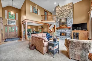 10360 Sawmill Dr, Chardon, OH 44024 - Photo 11