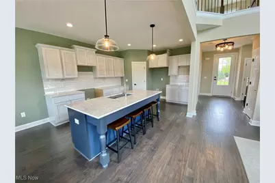 2255 Ledgestone Drive NW, Uniontown, OH 44685 - Photo 5