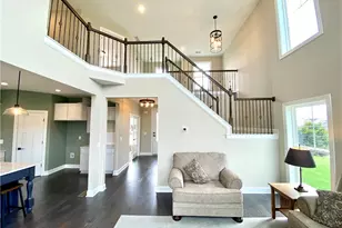 2255 Ledgestone Dr NW, Uniontown, OH 44685 - Photo 9