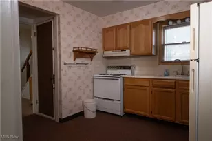 167 Pioneer St, Akron, OH 44305 - Photo 5