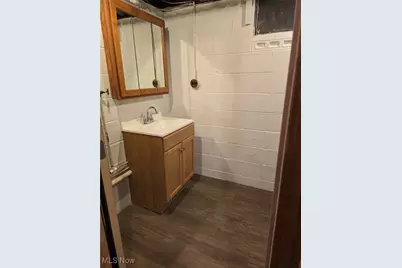 2002 Bancroft Avenue, Youngstown, OH 44514 - Photo 11