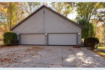 200 Greentree Circle, Aurora, OH 44202 - Photo 7