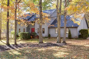 200 Greentree Circle, Aurora, OH 44202 - Photo 5