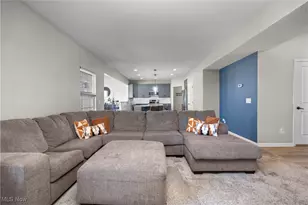 9088 Stonegate Cir, North Ridgeville, OH 44039 - Photo 9