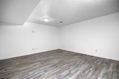 9088 Stonegate Circle, North Ridgeville, OH 44039 - Photo 35