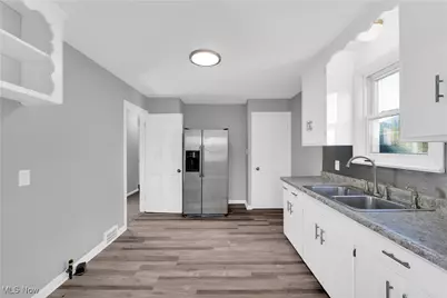 3424 Fortune Avenue, Parma, OH 44134 - Photo 9