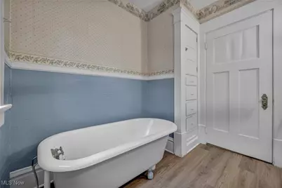 113 N Highland Avenue, Akron, OH 44303 - Photo 21