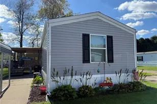 22 Edgewood Dr, Warsaw, OH 43844 - Photo 1