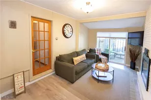 4553 Porter Rd, North Olmsted, OH 44070 - Photo 15