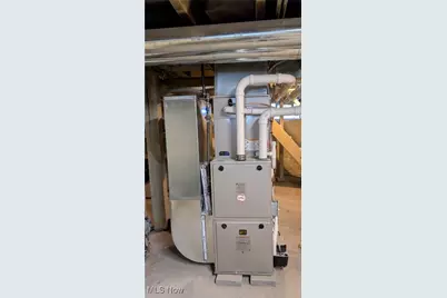 6089 Dunham Road, Maple Heights, OH 44137 - Photo 31