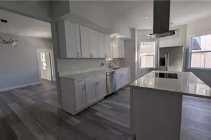 6089 Dunham Rd, Maple Heights, OH 44137 - Photo 9