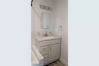 6089 Dunham Road, Maple Heights, OH 44137 - Photo 25