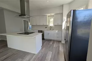 6089 Dunham Rd, Maple Heights, OH 44137 - Photo 7