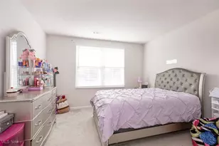 34399 Sylvia Dr, Eastlake, OH 44095 - Photo 17