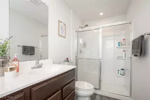 34399 Sylvia Dr, Eastlake, OH 44095 - Photo 15