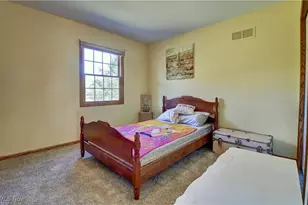 2390 Auberry Dr, Akron, OH 44312 - Photo 27