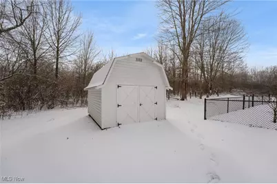 2390 Auberry Drive, Akron, OH 44312 - Photo 43