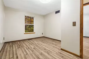 9812 Carters Frd Rd, Deerfield, OH 44411 - Photo 11