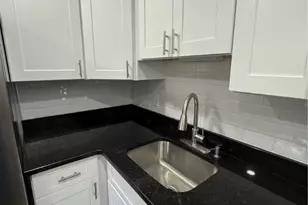 325 E 257th St, Euclid, OH 44132 - Photo 13