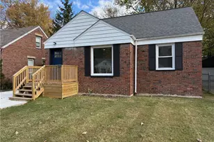 325 E 257th St, Euclid, OH 44132 - Photo 3