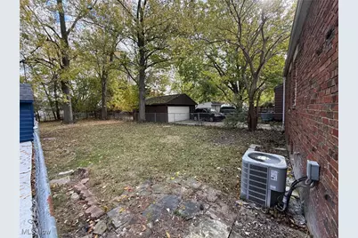 325 E 257 Street, Euclid, OH 44132 - Photo 7