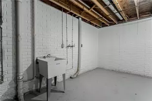 2394 E 39th St, Loveland, OH 44115 - Photo 39