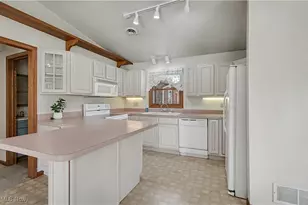 911 N State Route 83, Beverly, OH 45715 - Photo 17