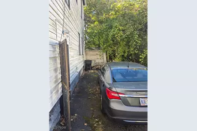 786 Parkwood Drive, Loveland, OH 44108 - Photo 5