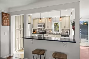 650 E Dartmoor Ave, Green Hills, OH 44131 - Photo 5