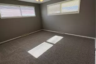 7247 Pennsylvania Ave, Youngstown, OH 44514 - Photo 13