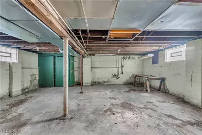 122 Bellfield Avenue, Elyria, OH 44035 - Photo 29