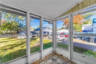 122 Bellfield Ave, Elyria, OH 44035 - Photo 7