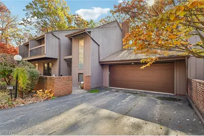 934 Canyon View Road, Sagamore Hills, OH 44067 - Photo 1