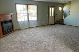 1834 Robindale St, Wickliffe, OH 44092 - Photo 9