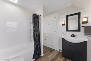 1220 25th St NE, Canton, OH 44714 - Photo 19