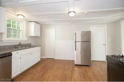 1845 W 48th Street, Loveland, OH 44102 - Photo 5